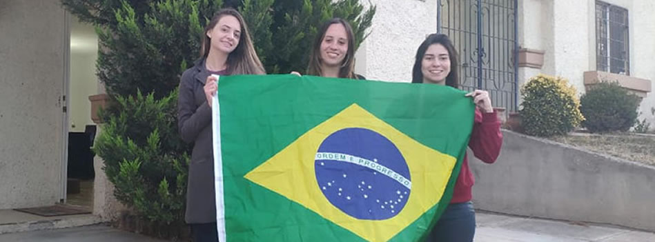 Acadêmicas da Unoesc durante a experiências na UACH no México/Foto: Assessoria de Imprensa