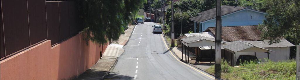 Rua Edwino Weiss localizada no Bairro Flor da Serra foi uma das ruas pavimentadas/Foto: Assessoria de Imprensa