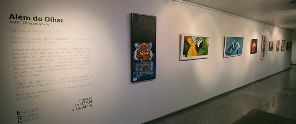 A exposição fica aberta para visitação até o dia 19 de abril no Espaço Didático Cultural