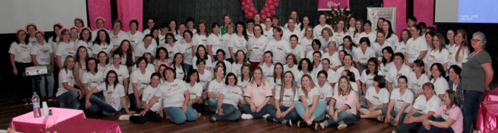 A cor rosa tomou conta do dia de aprendizado e confraternização/Foto: Assessoria de Imprensa