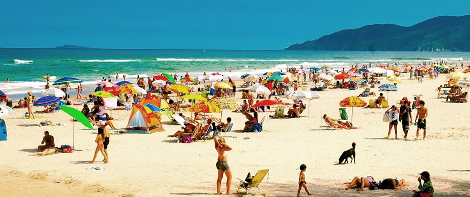 As cidades devem estar prontas para receber os mais de 2 milhões de turistas que visitam Santa Catarina no Verão/Foto: Divulgação Internet