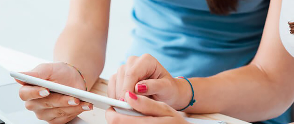 52% das micro e pequenas empresas lideradas por mulheres paralisaram "de vez" ou temporariamente as atividades