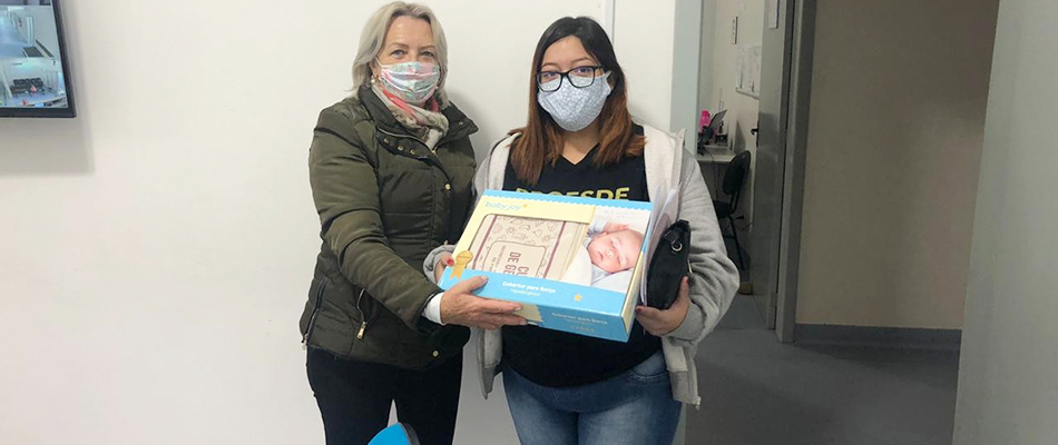 O kit está sendo entregue às gestantes que realizam o pre-natal na Unidade Básica de Saúde do município/Foto: Assessoria de Imprensa