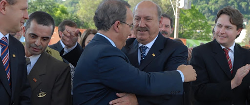 Jorginho Mello usou suas redes para o homenagear um dos maiores nomes da história da política catarinense/Foto: Divulgação Internet