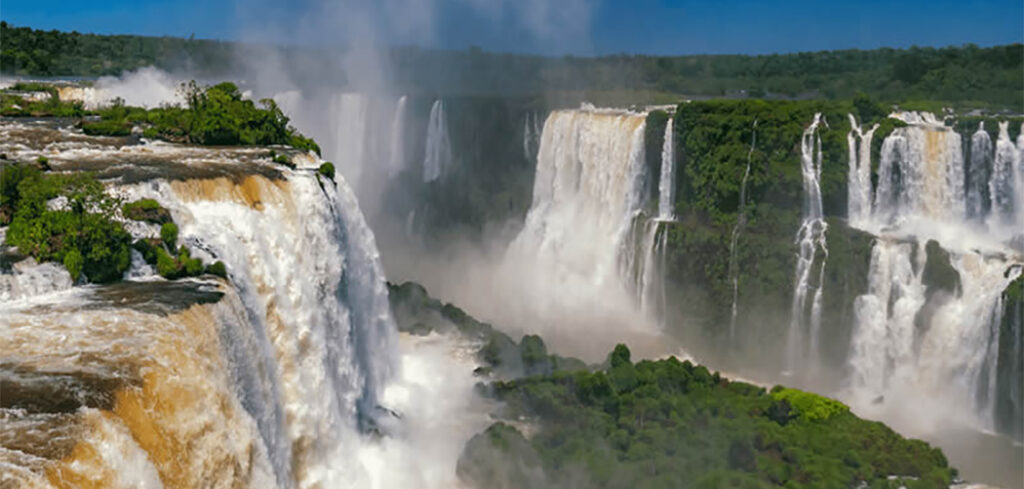 Cataratas do Iguaçu localizada na cidade de Foz do Iguaçu/ PR/Foto: Maythe Novak -Bom Dia SC