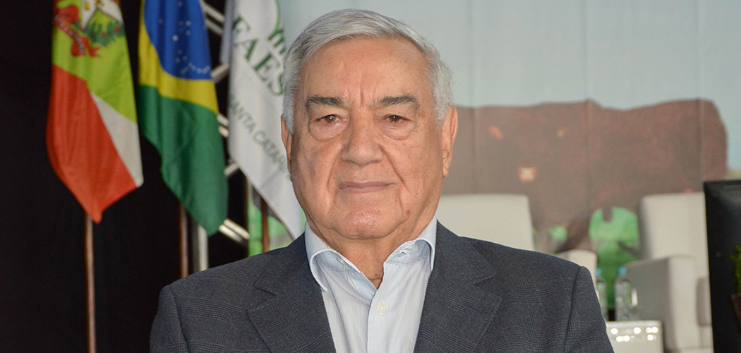 O presidente do Sistema Faesc/Senar, José Zeferino Pedrozo, realça que a Federação promove constantemente reuniões de alinhamento, cursos e outras ações com os Sindicatos Rurais