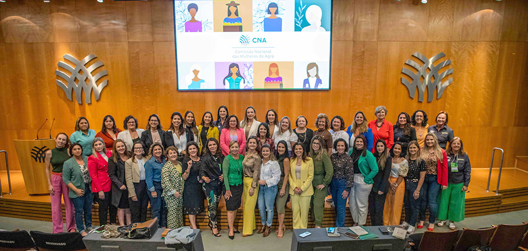 Catarinenses participam de encontro da Comissão das Mulheres do Agro da CNA