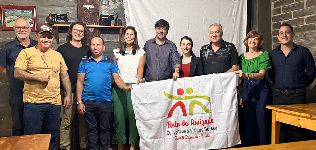 A nova diretoria da Rota da Amizade ficou composta desta forma: Diretor Presidente Yuri Piccoli Hentz, Vice-Presidente Evandro Novak, Diretora Financeira Alessandra Sovrano, Vice-diretor Financeiro Adelino Dias, Diretora de Eventos Natalia Latrechia , Vice-diretor de Eventos, Juliano Lima