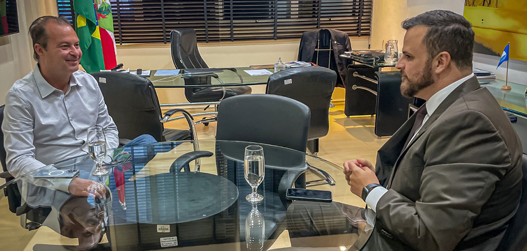 Deputado Lucas Neves e o secretário de Estado do Turismo, Evandro Neiva