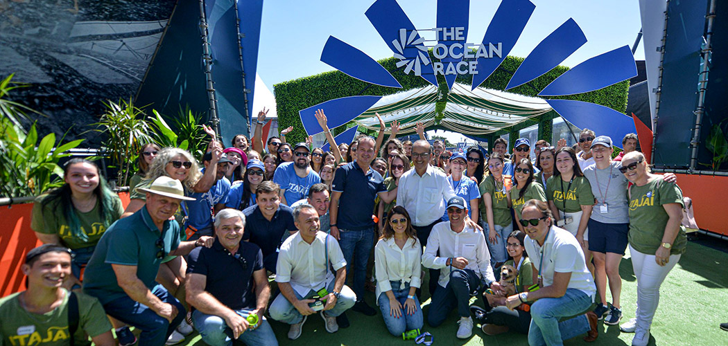 Jorginho Mello visita a The Ocean Race em Itajaí