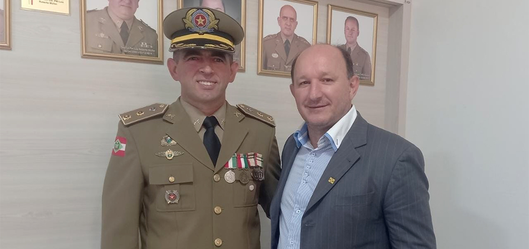 Prefeito de Herval d’Oeste participa da Solenidade de passagem de comando do 26º Batalhão da PMSC