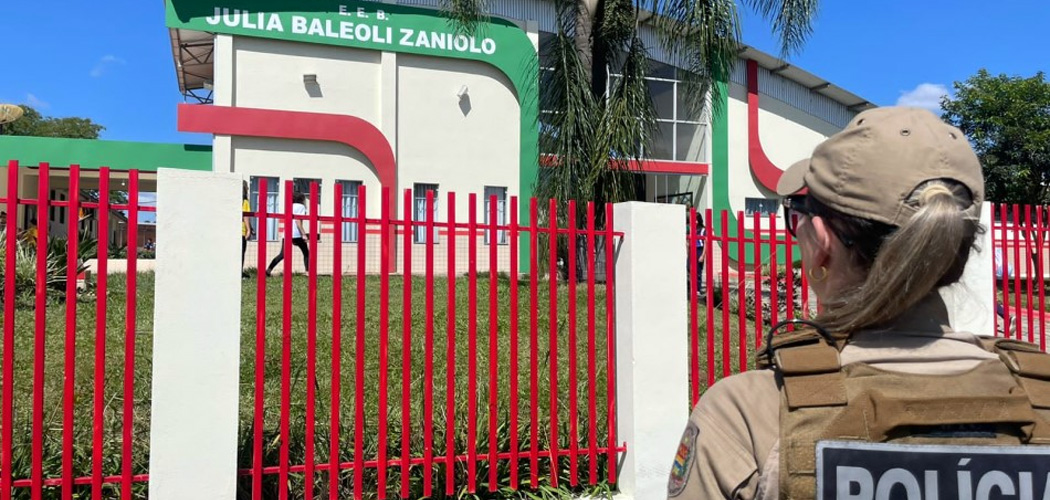 Projeto de Lei que trata de policiais nas escolas é aprovado