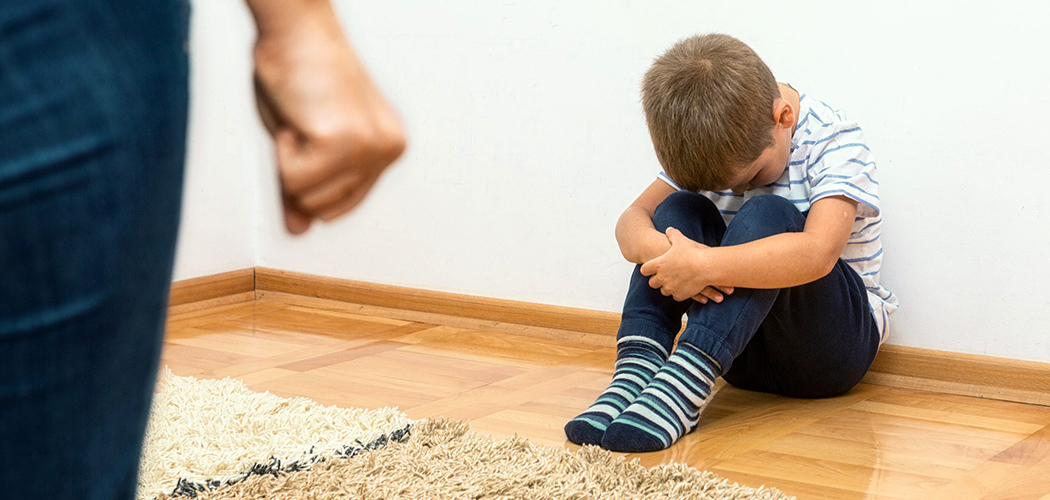 Mais de 90% dos casos de agressões contra crianças no Brasil ocorrem dentro de casa