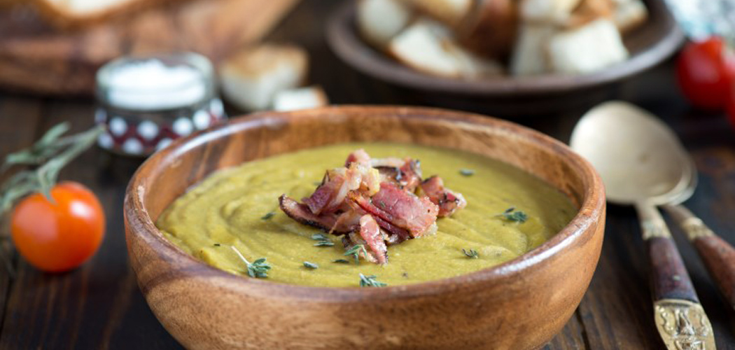 Creme de ervilha com bacon