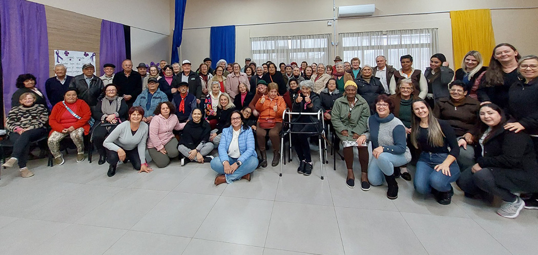 Dia Mundial de Conscientização da Violência Contra a Pessoa Idosa é celebrado com integração entre idosos em Joaçaba
