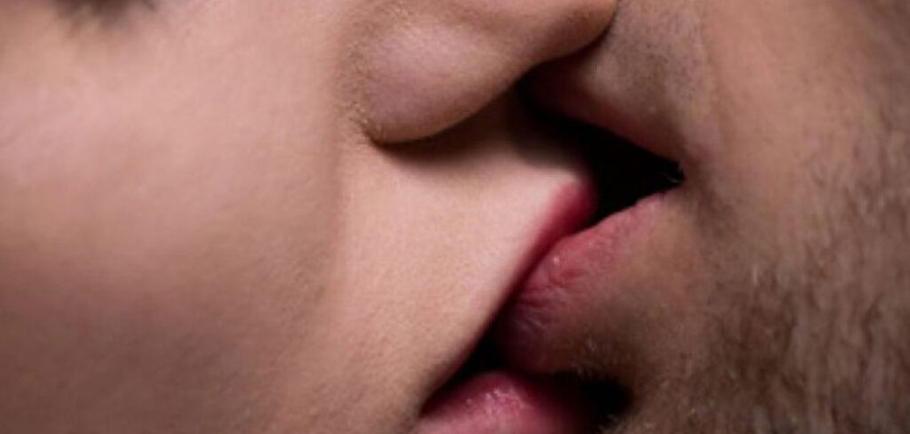 Dia do Orgasmo: Você sabia que 81,6% das mulheres não atingem o orgasmo sem estímulos