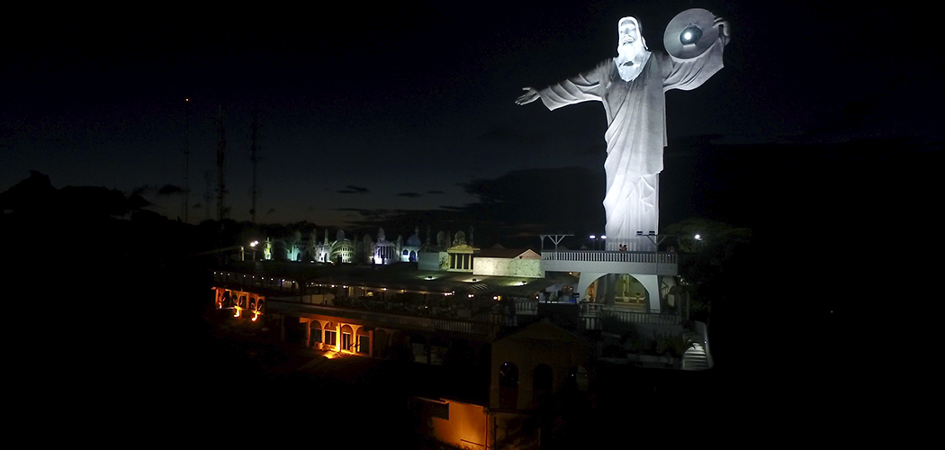 Cristo Luz de Balneário CamboriúC/Foto: Acervo Cristo Luz
