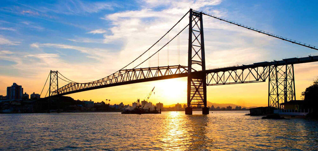 Santa Catarina abre 12 mil empresas de turismo em 2023