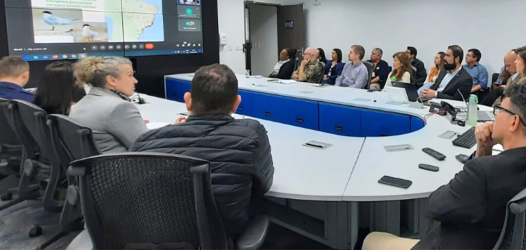 Governador e representantes de órgãos estaduais discutem enfrentamento à gripe aviária em SC/Foto: Ascom-SAR