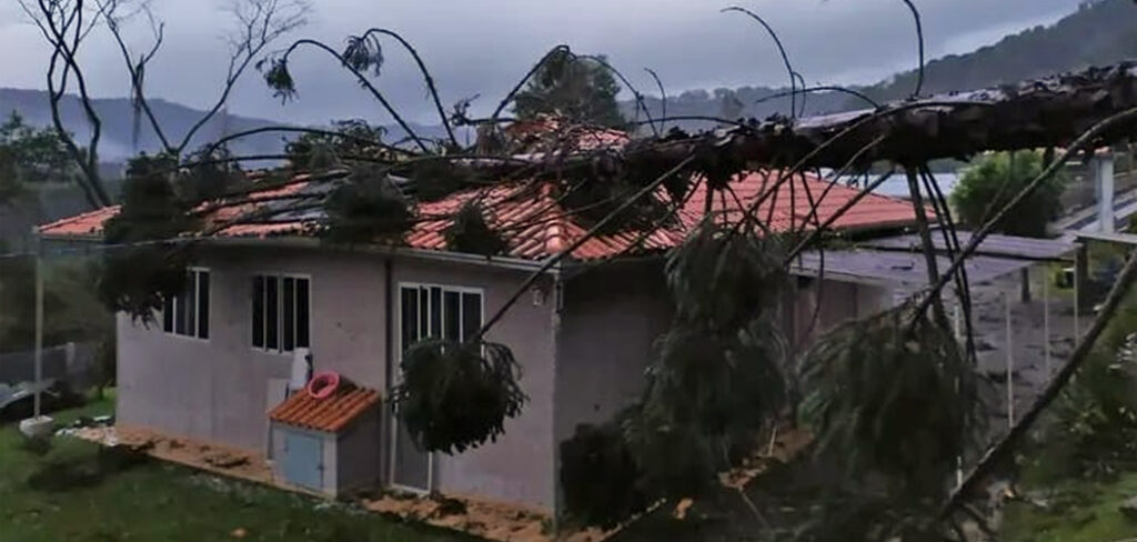 Temporais em SC: Confira algumas dicas para evitar tragédias durante intempéries do tempo