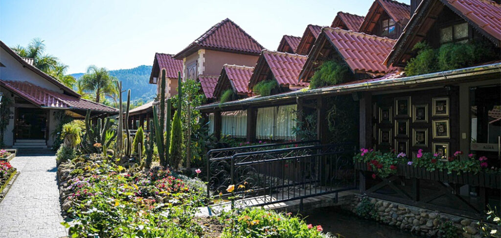 Fluss Haus Land, um parque temático dedicado ao turismo