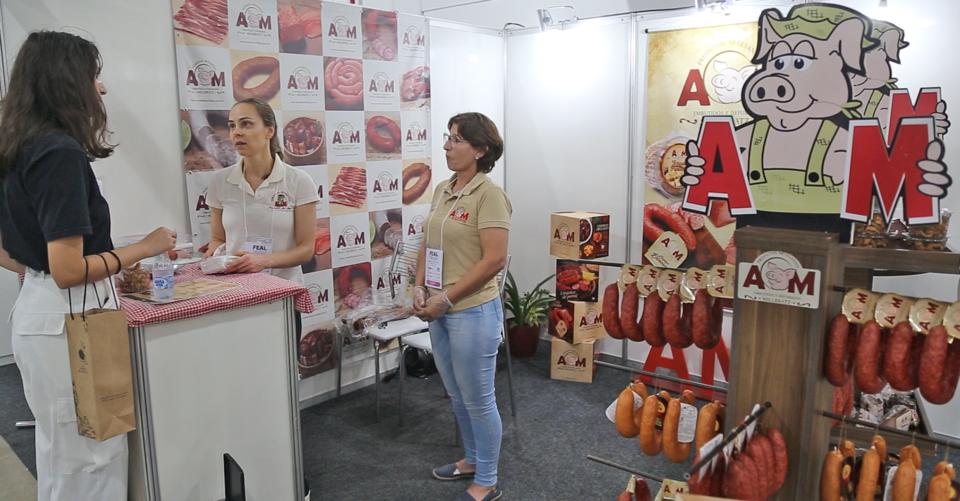 Feira destinada à cadeia gastronômica de SC destaca agricultura familiar e pequenos negócios