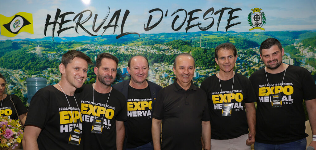 Jorginho Mello prestigia Expo Herval 2023, que aconteceu em  Herval d’Oeste