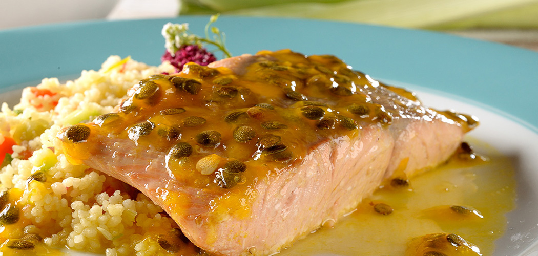 Salmão Selvagem do Alaska ao Molho de Maracujá