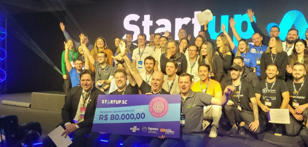 Startup Lux Sistemas: Da Incubação à Conquista do Prêmio em Florianópolis