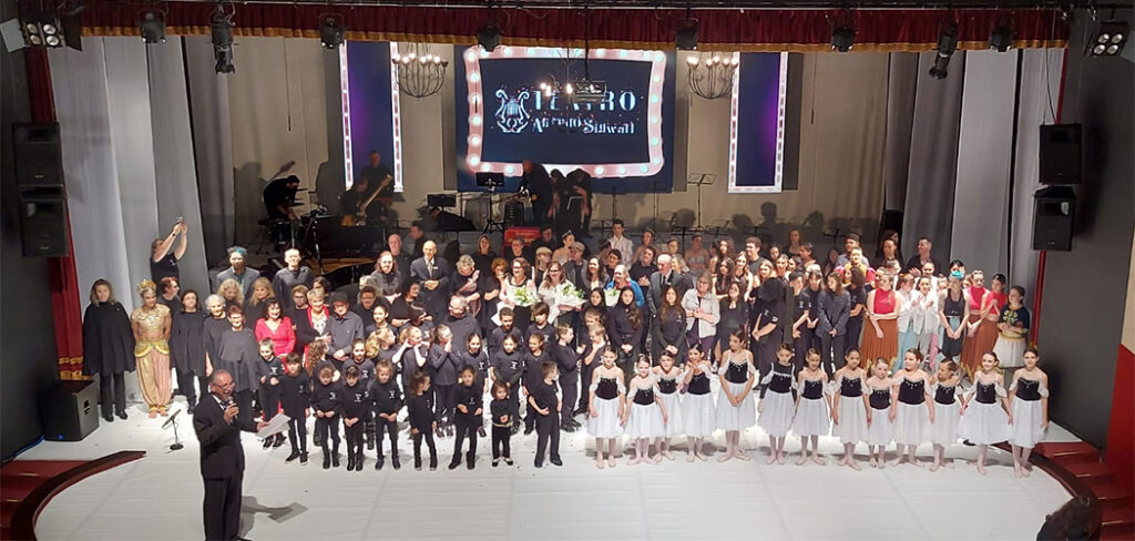 Teatro Alfredo Sigwalt de Joaçaba comemorou seus 20 anos em noite de gala