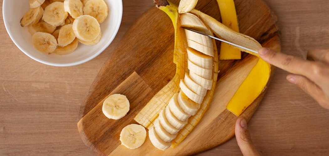 Saiba o por que você deve consumir bananas todos os dias/Imagem: Freepik