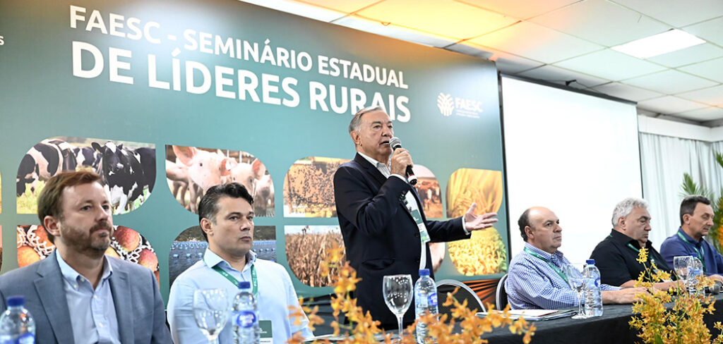 Novos cenários do Agronegócio foi o tema do Seminário de Líderes Rurais da FAESC