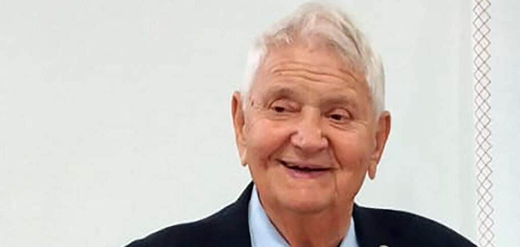 Luto no Carnaval: Morre Carlos Adão Tratsk (Carlão), um dos fundadores da Escola de Samba Unidos do Herval/Foto: Facebook Rotary Herval d' Oeste