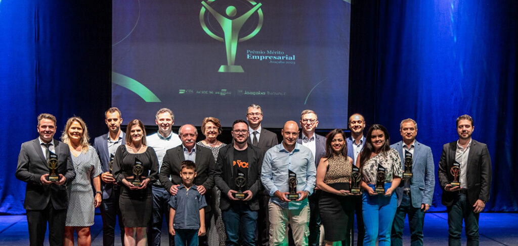 Prêmio Mérito Empresarial Joaçaba conhece seus vencedores em noite memorável