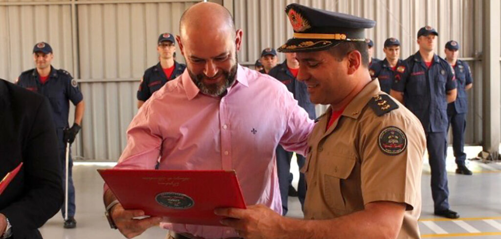 Professor Doutor Ricardo Antonio De Marco, foi homenageado com o título honorífico "Amigo do Corpo de Bombeiros Militar