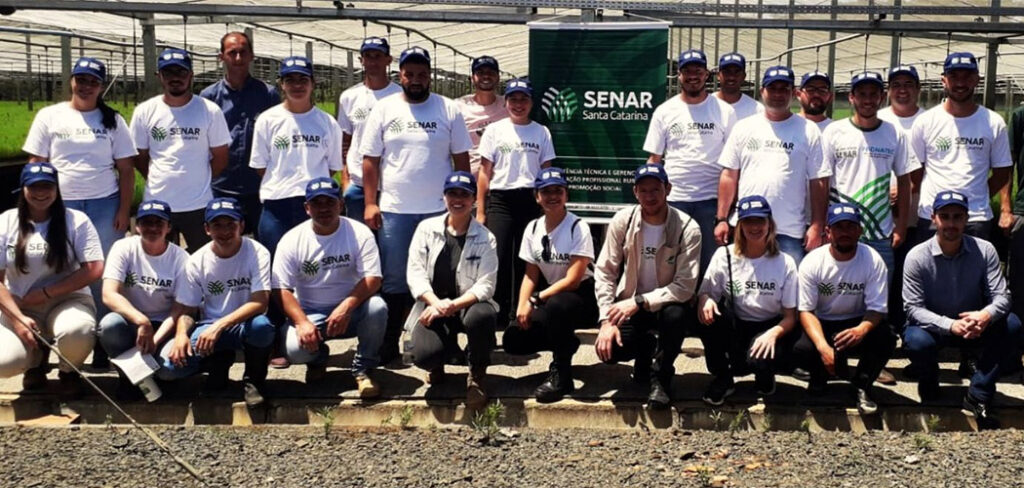 Alunos do Curso Técnico em Florestas conhecem etapas de produção florestal