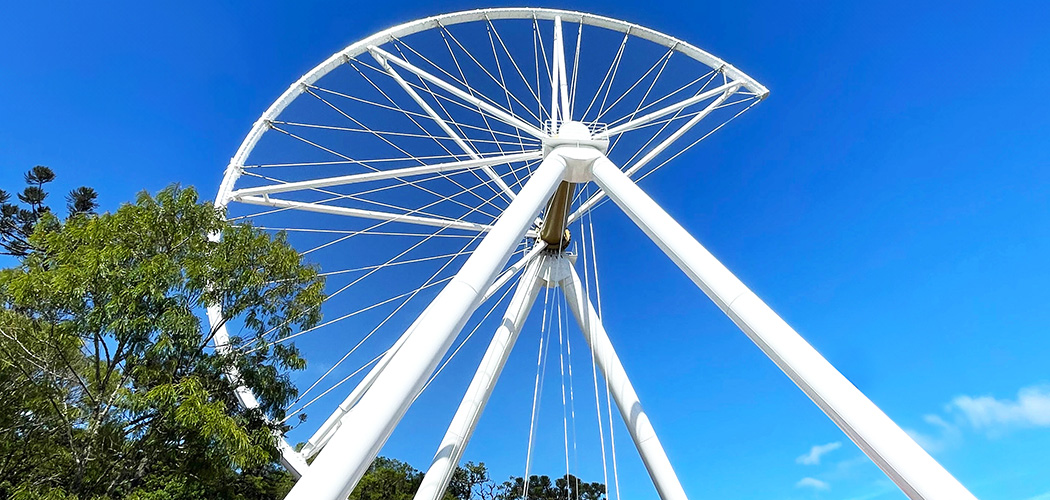 Construção da Roda gigante no Parque Mundo a Vapor em Canela (RS) está a todo vapor