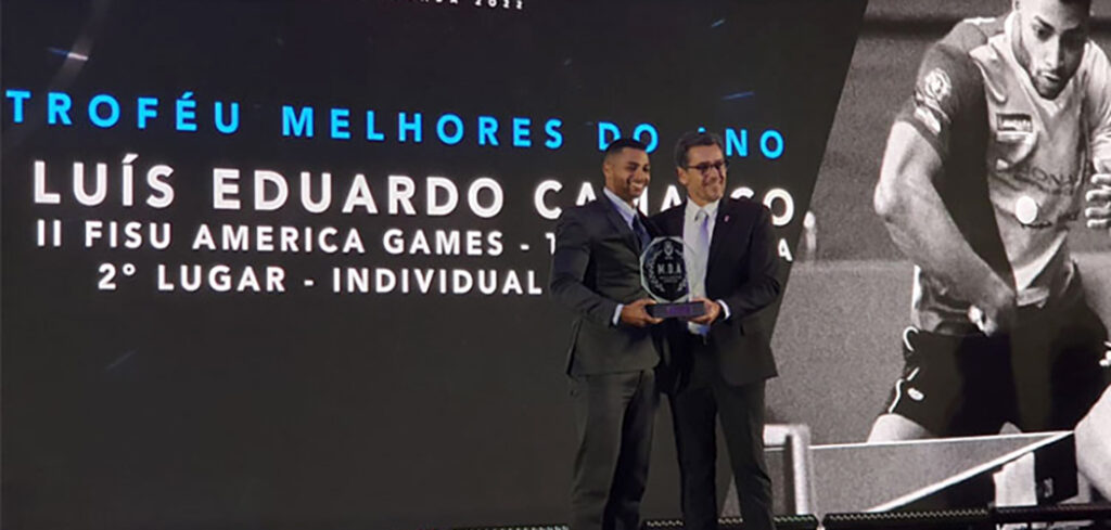 Luís Eduardo foi campeão dos Jogos Universitários Brasileiros (JUBs) nas categorias individual e dupla mista