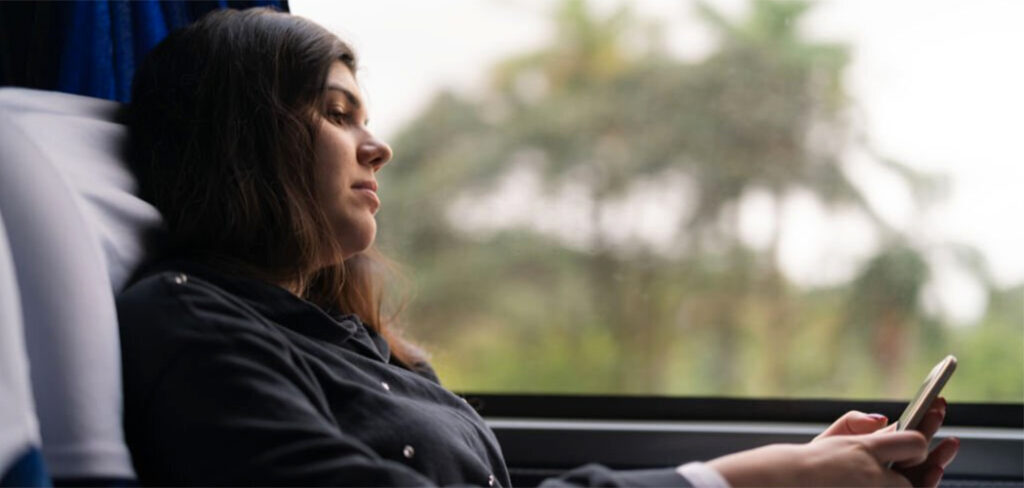 Passageiras podem vir a ter o direito de reservar vagas para sentarem ao lado de outras mulheres em viagens de ônibus