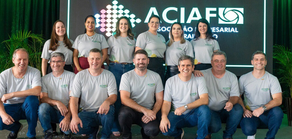 Uma cerimônia mágica marca posse da nova diretoria da ACIAF em Fraiburgo