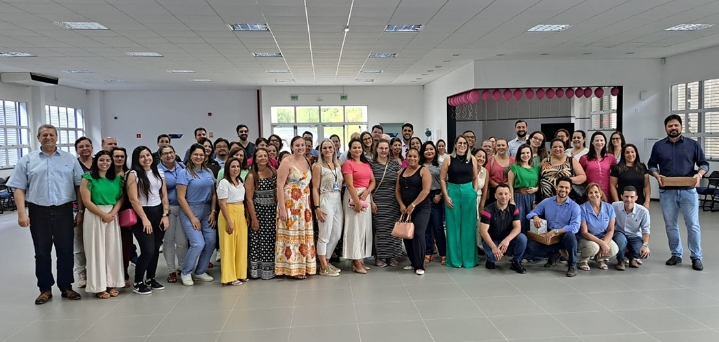 Representantes do HUST Joaçaba participam de encontro sobre cuidados com pacientes oncológicos