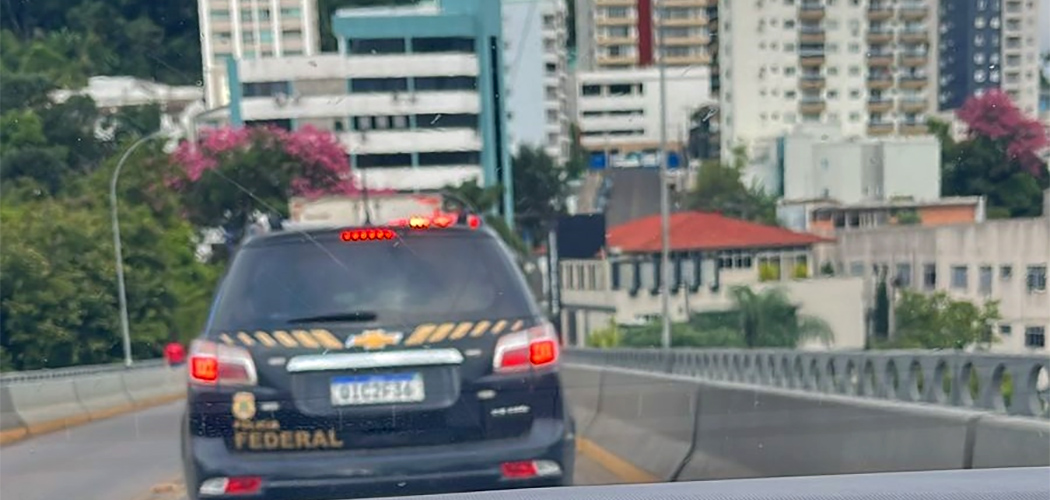 PF investiga desvio de cigarros do Depósito da Receita Federal em Joaçaba