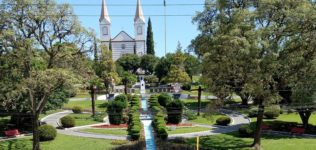 Planejamento do Plano Municipal de Turismo de Treze Tílias é apresentado em reunião