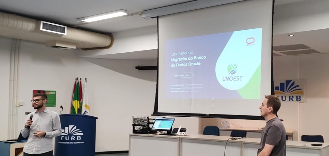 Setor de Tecnologia da Informação da Unoesc participa de evento da Acafe em Blumenau