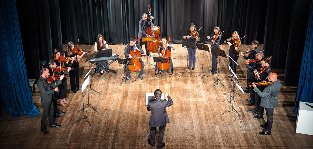 Teatro Municipal Bruno Nitz recebe Orquestra Andante neste domingo em Balneário Camboriú/Foto: Elit SC/Divulgação