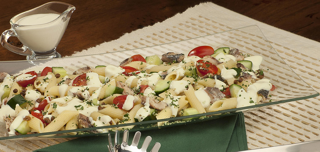 Salada de Penne com Lentilha e Sardinha ao Molho de Iogurte