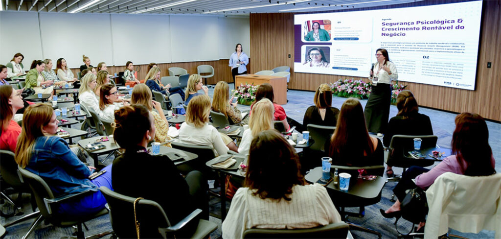 FIESC realiza 2ª Edição de formação exclusiva para mulheres nesta terça e quarta (7 e 8) em Florianópolis/Foto: Elis Pereira