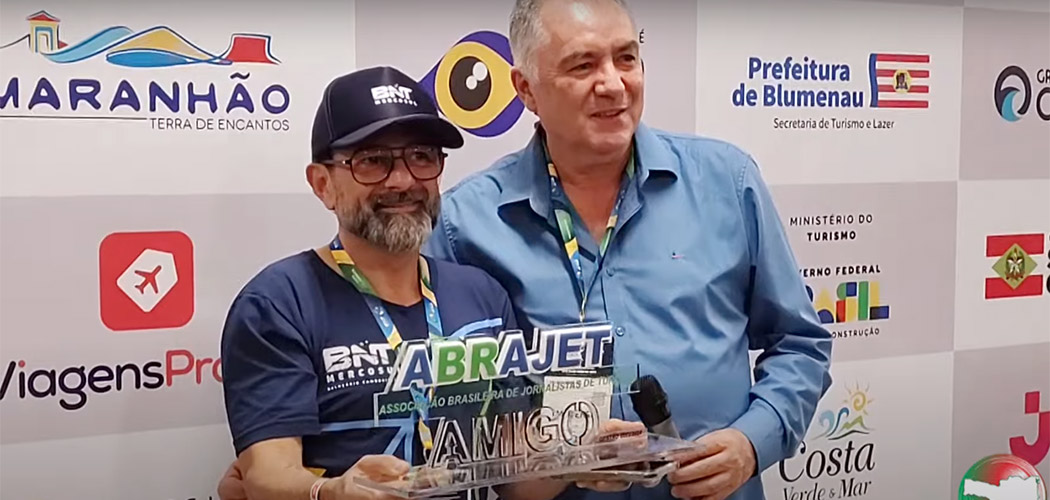Idealizador da BNT Mercosul, Geninho Goes, recebe Troféu Amigo da ABRAJET/Foto: Maely Silva-Bom Dia SC