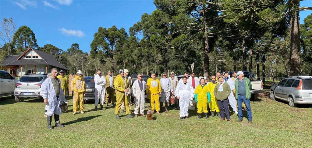 Oficina ATeG em Itainópolis apresenta técnicas e manejos para apicultura no outono-inverno/Foto: Divulgação SENAR