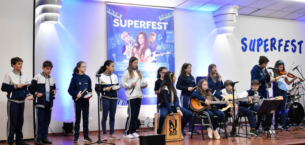 Colégio SuperAtivo de Joaçaba realiza a SuperFest 2024